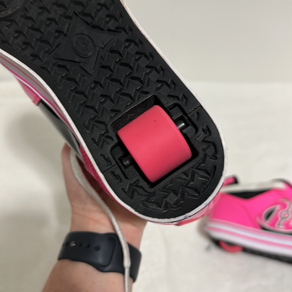 Heelys Hot Pink/Black/White Roller Lace Up Sneakers Womens 6/Youth 5 - Picture 13 of 13